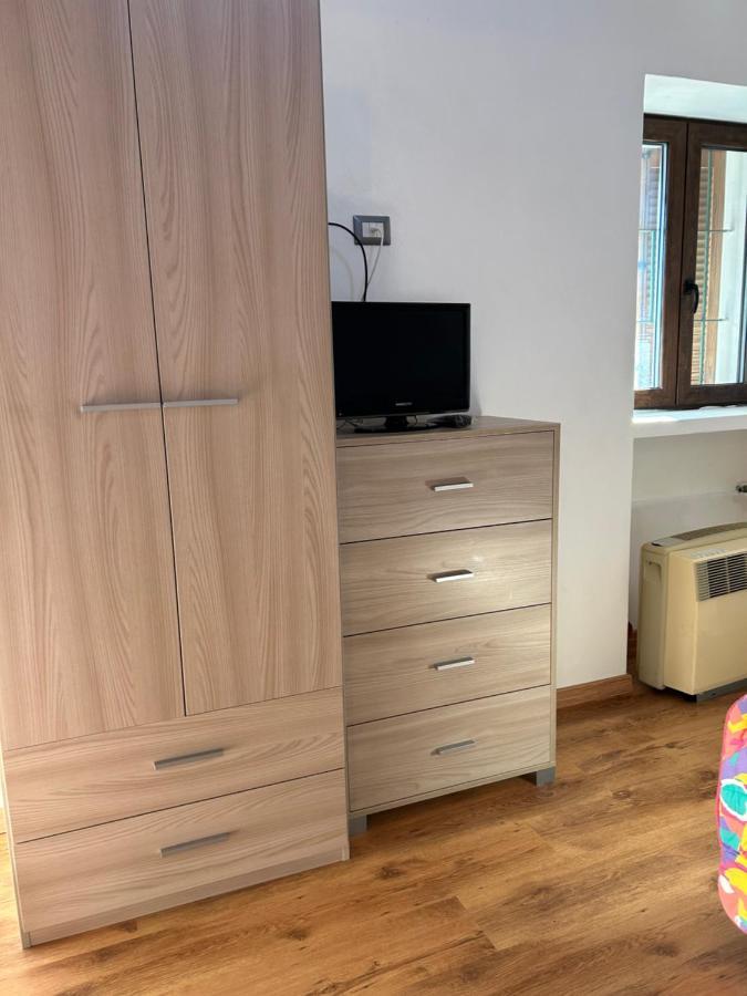 Casa Malva Appartamento Marisa Ed Appartamento Bouganville Cossogno Ngoại thất bức ảnh