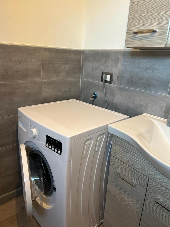 Casa Malva Appartamento Marisa Ed Appartamento Bouganville Cossogno Ngoại thất bức ảnh